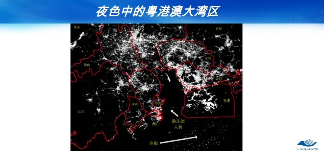 從對(duì)地觀測(cè)到對(duì)人觀測(cè)――論社會(huì)地理計(jì)算